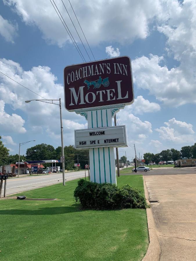 Coachman'S Inn Motel Wynne Екстериор снимка